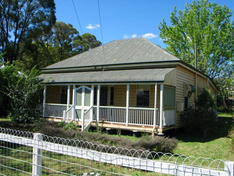 EAST TOOWOOMBA Picture 1