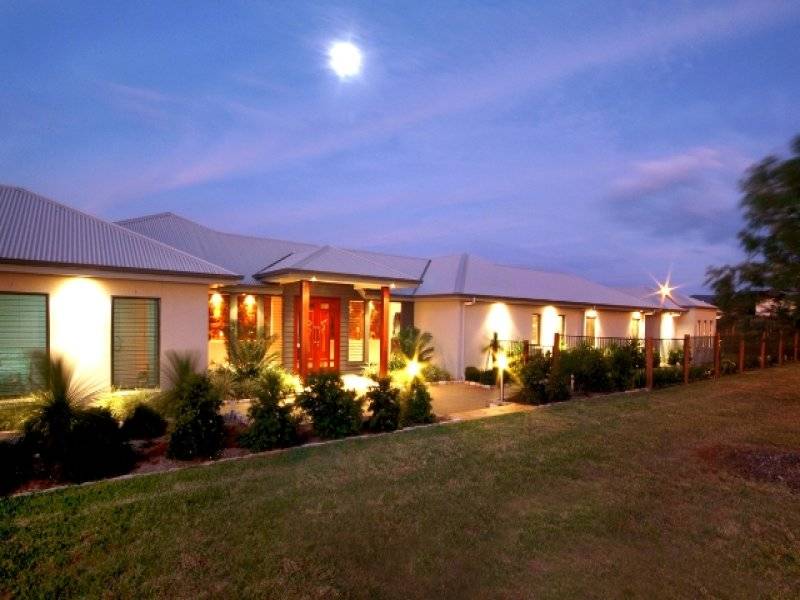 A Home With No Rival!! Picture 1