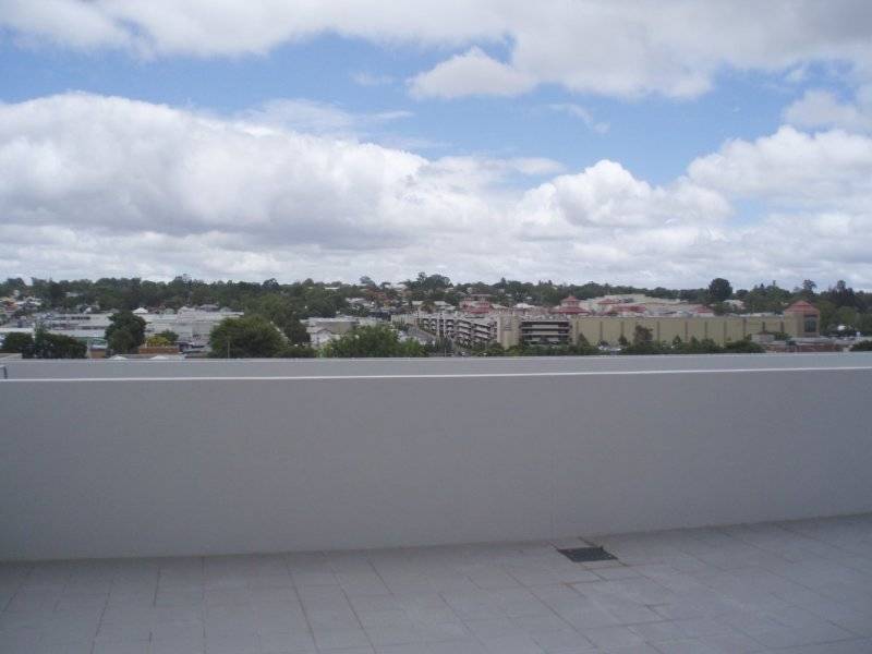 Attention Investors - Inner City Apartment Picture 2