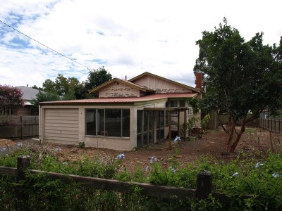 East Toowoomba Renovator - Fantastic Location Picture