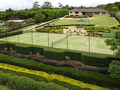 Elegant Lifestyle - Middle Ridge - Views, Tennis Court, Pool - Set on 4000m2 Picture