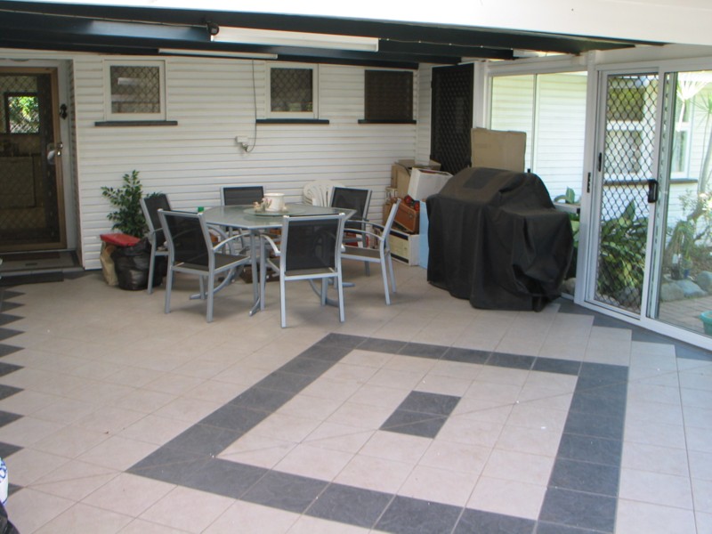 Excellent Value In The Heart of Rangeville Picture 2