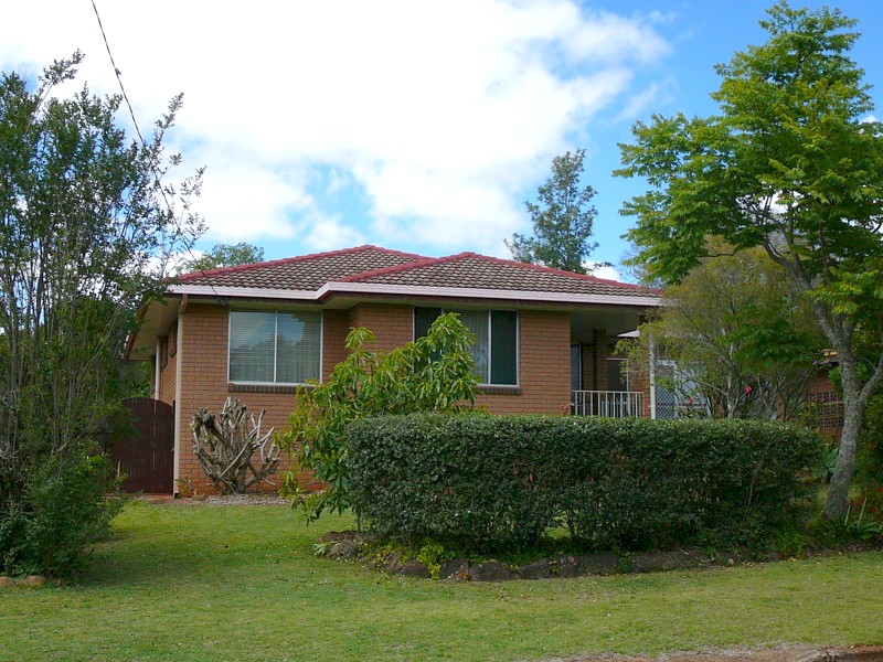 Family, Investors or 1st Home Buyers Picture 1