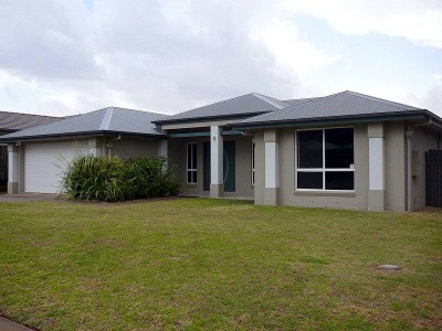 Large 4 Bedroom Family Home Picture