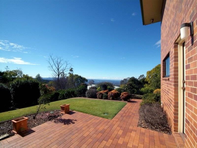 Superb Quality - Eastern Valley Views Picture 2