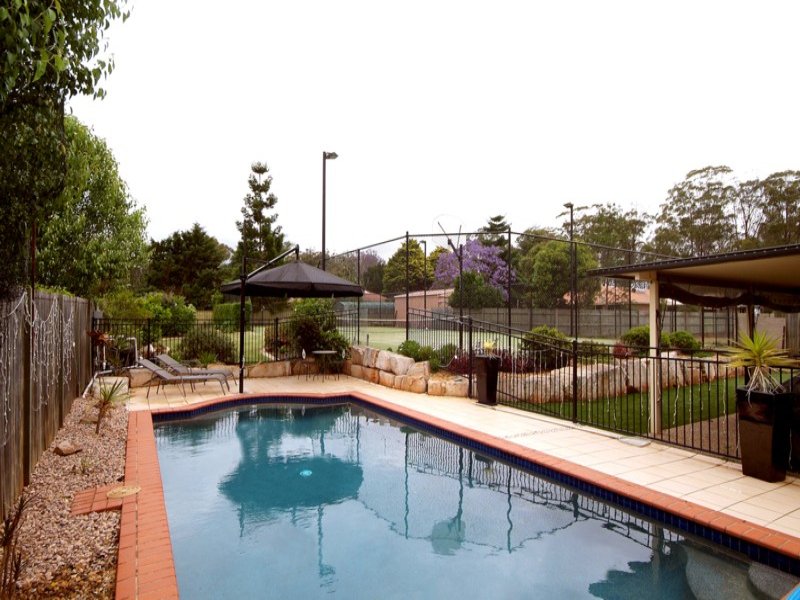 The Complete Family Home -
Middle Ridge - Tennis Court, Pool, Guest Flat, 4 Car Garage Picture 3