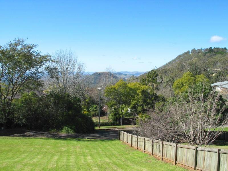 Vacant Range Land - Close to Shops Picture 1