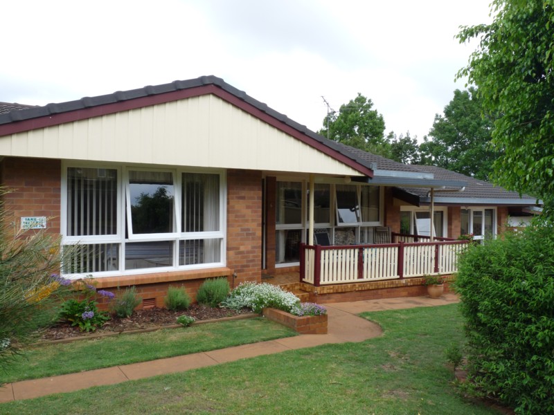 Superbly Positioned in Rangeville Picture 2