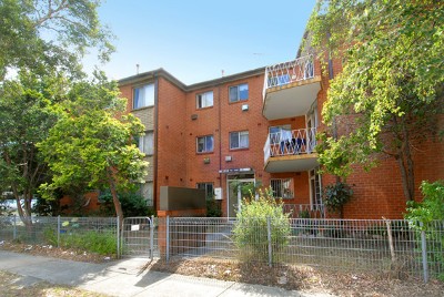 102 SQM - NORTH FACING Picture 102 SQM - NORTH FACING Picture