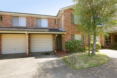 3 BEDROOM - 2 STOREY TOWNHOUSE Picture 3 BEDROOM - 2 STOREY TOWNHOUSE Picture