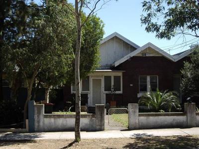 GARDENERS ROAD Picture