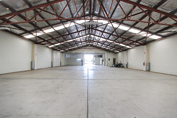 MODERN FACTORY WAREHOUSE Picture 3