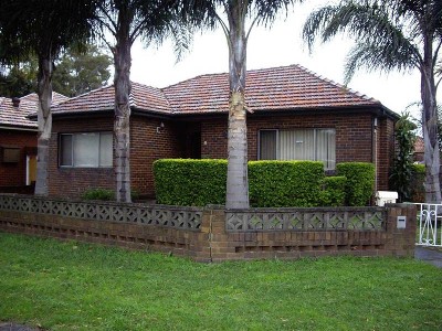 FRESHLY PAINTED
- FAMILY HOME Picture FRESHLY PAINTED
- FAMILY HOME Picture