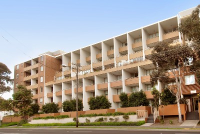 SLEEK & STYLISH DUAL LEVEL DESIGNER APARTMENT Picture SLEEK & STYLISH DUAL LEVEL DESIGNER APARTMENT Picture