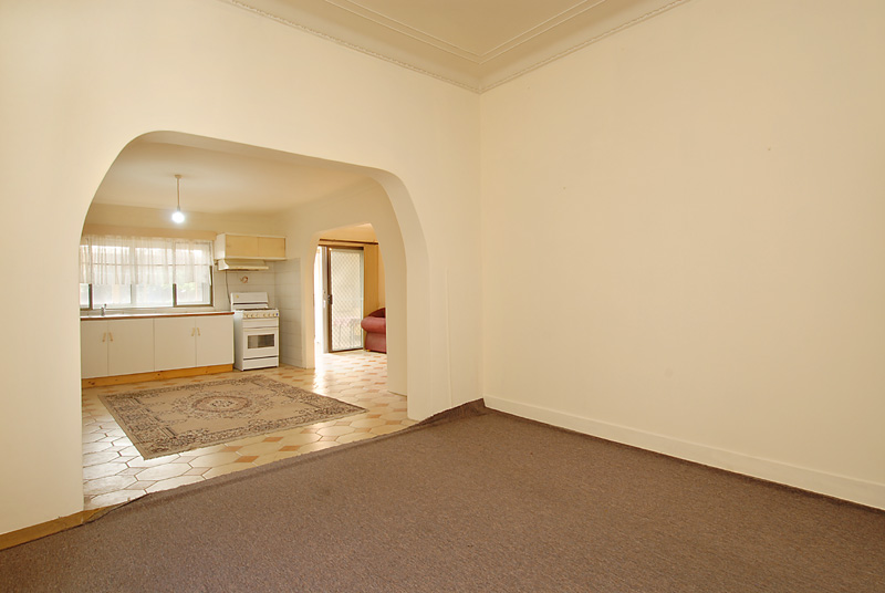 AFFORDABLE FREESTANDING HOME - 550 SQM Picture 2