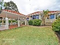 4 Bedroom Front Survey-Strata Home with Park Outlook Picture