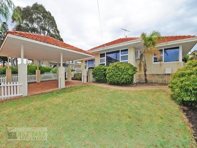 4 Bedroom Front Survey-Strata Home with Park Outlook Picture