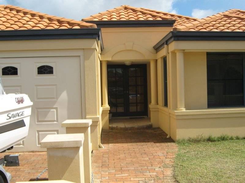 Great House, Great Location! Picture 1