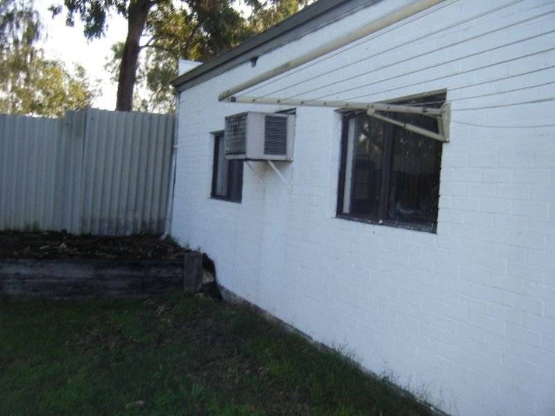 PERFECT FOR THE HOME HANDYMAN Picture 3