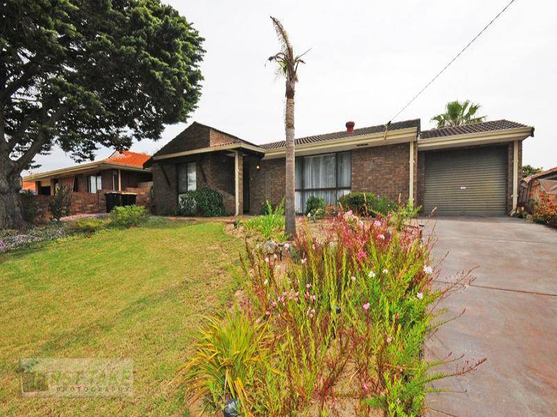 Inviting Home in a Family Friendly Location Picture 2