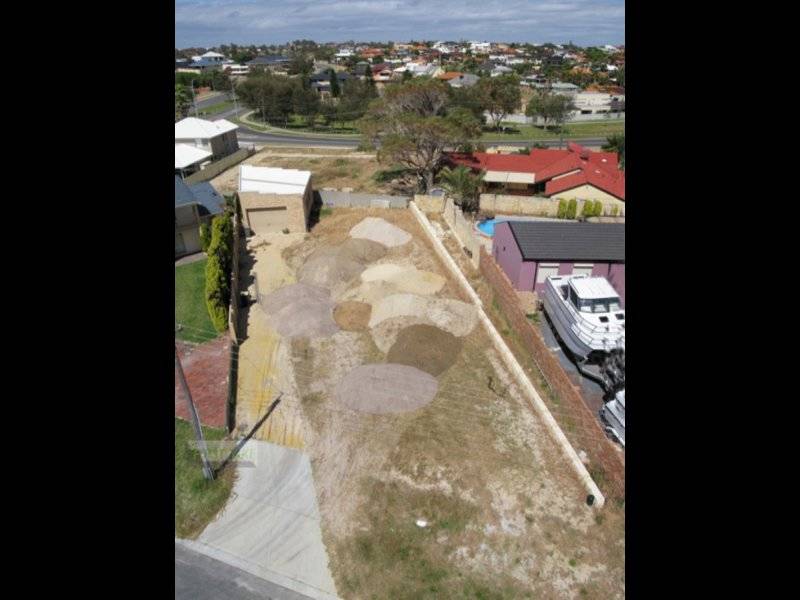 Stunning Ocean Views and a Grand Lifestyle Picture 1