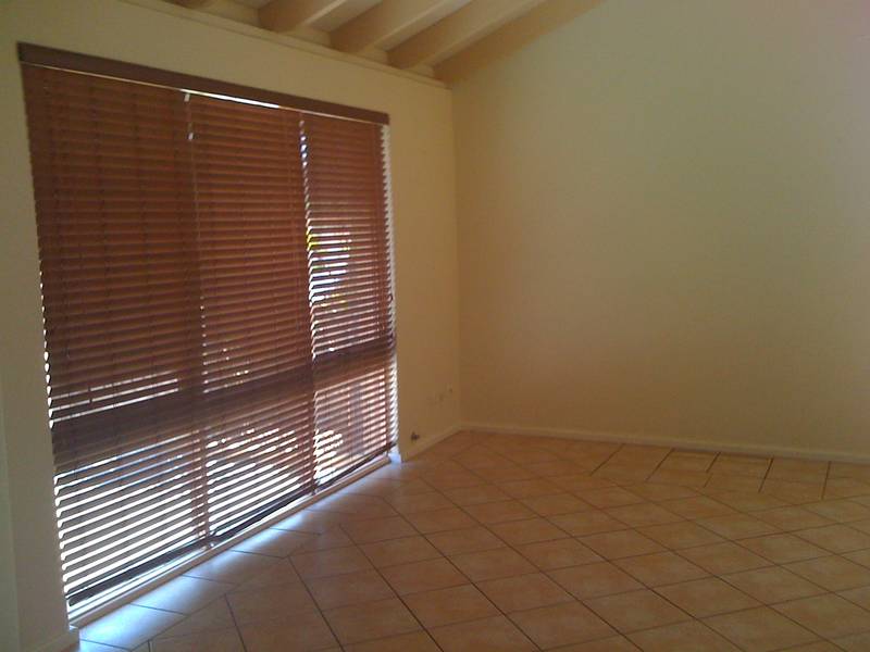 Renovated 4x2 + Study Picture 3