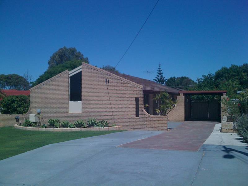 Renovated 4x2 + Study Picture 1