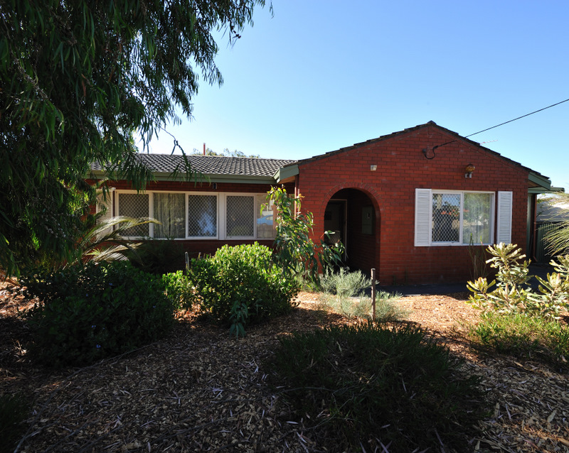 Pleasant and versatile Picture 1