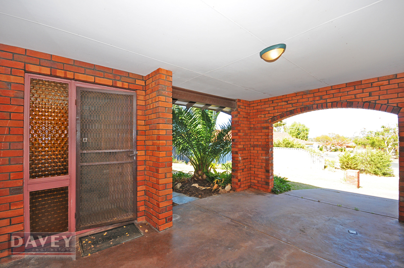 Big House, Small Price Picture 3