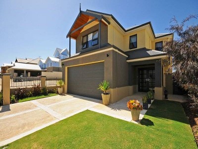 Stunning Home, Picturesque Coastal Lifestyle Picture Stunning Home, Picturesque Coastal Lifestyle Picture