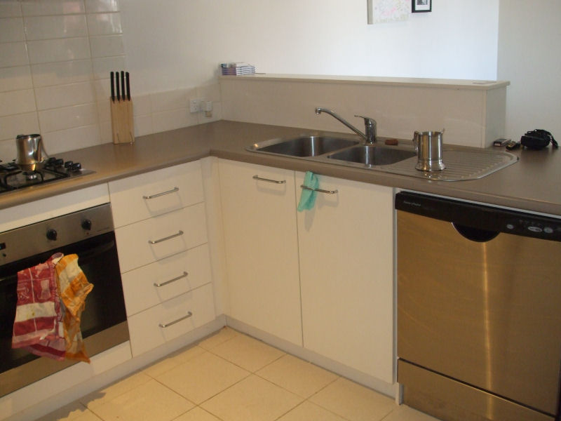 OUTSTANDING! Picture 3