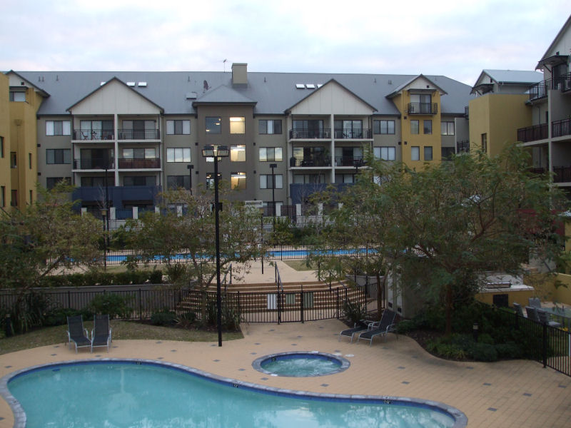 RARE OPPORTUNITY! Picture 3