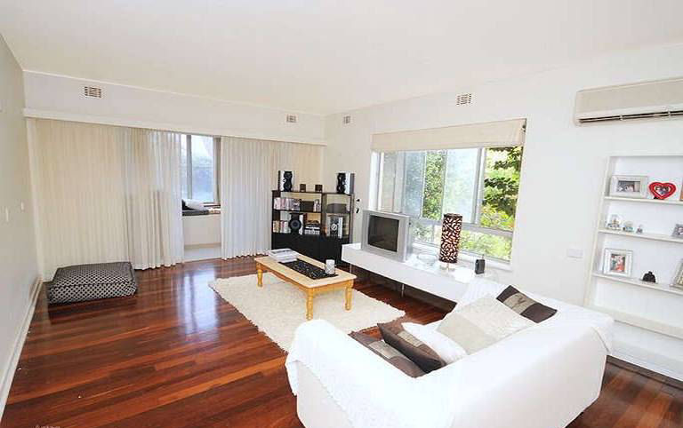 REDUCED $50000 THIS CLASSIC CLAREMONT APARTMENT WON'T LAST Picture 2