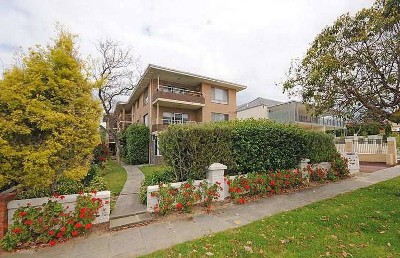 REDUCED $50000 THIS CLASSIC CLAREMONT APARTMENT WON'T LAST Picture REDUCED $50000 THIS CLASSIC CLAREMONT APARTMENT WON'T LAST Picture