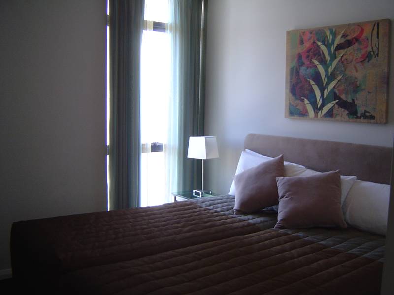 Statton on Murray - Executive Furnished Apartments! Picture 3