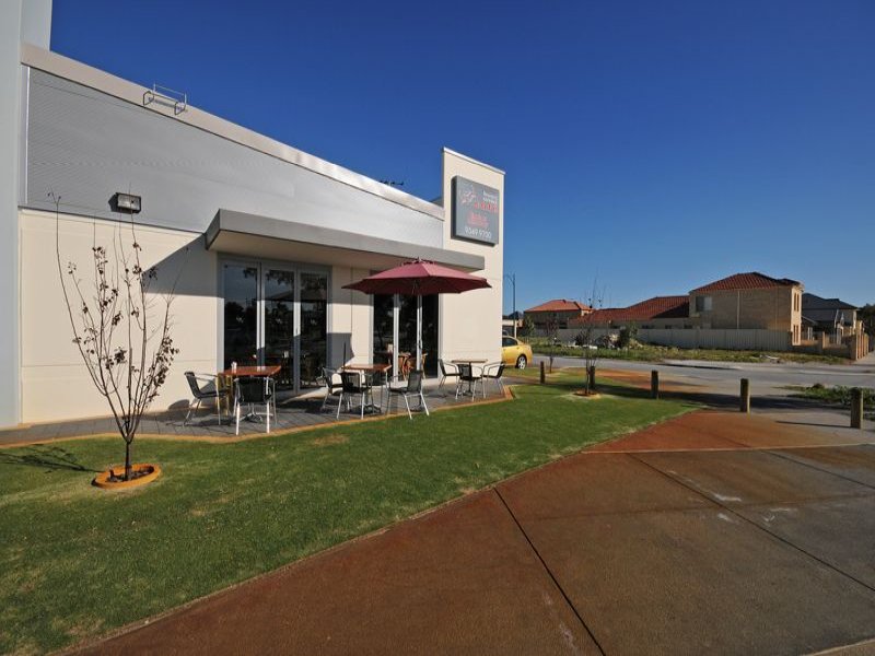 DREAM LOCATION Picture 2