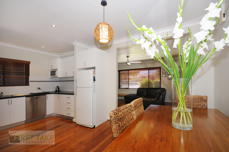 Beautifully Renovated - Open Sun 31st Jan 10:30-11:30AM Picture 3