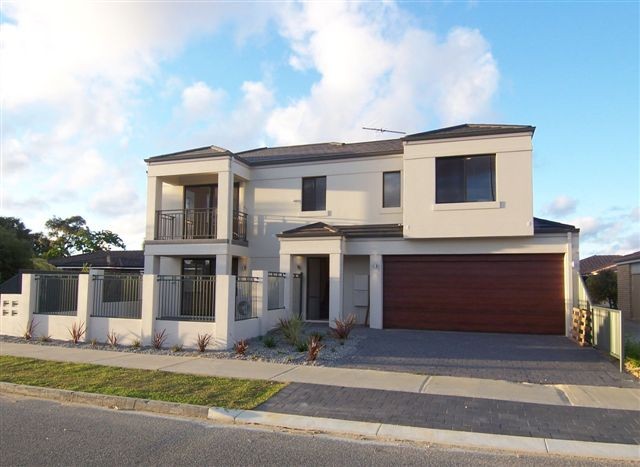 4 Brand New Townhouses home open sat 23rd January 10.30 am Picture 1