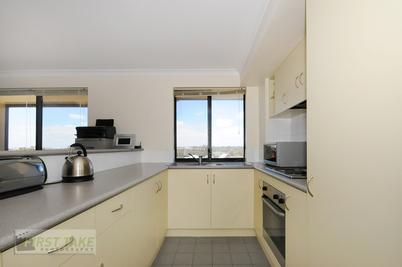 The Essence of a Sophisticated Lifestyle. Picture 2