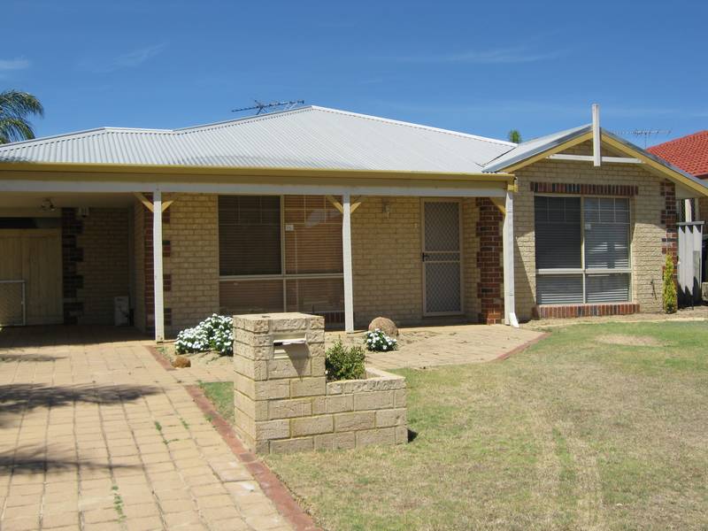 Great Location, Quiet Family Street Home open Sunday 20th December 10.00 - 10.15 Picture 1