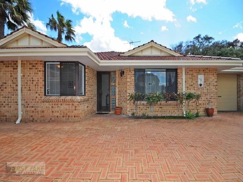 COASTAL RETREAT Picture 1