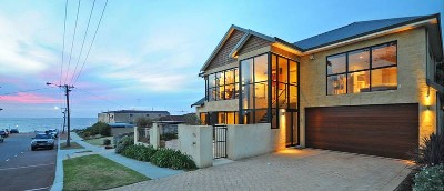 Lifestyle, Location and Luxury Picture