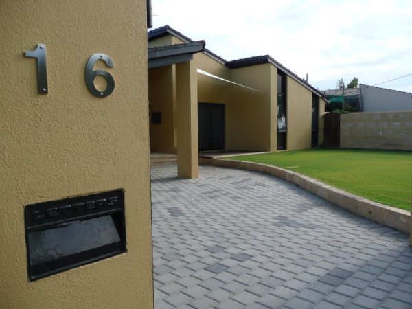 3 BED 2 BATH PLUS 1 BED 1 BATH Picture 1