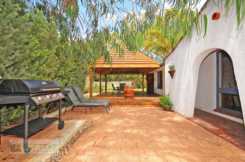 Entertain with Distinction Picture 3