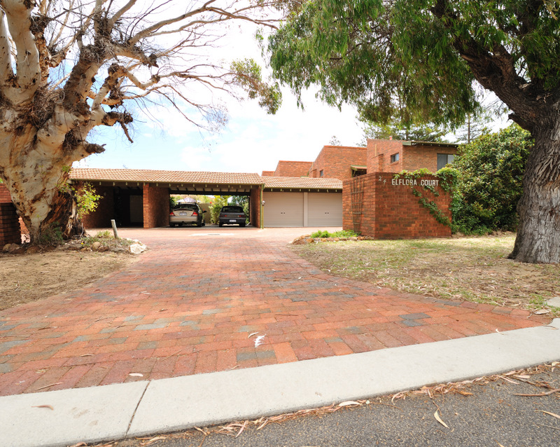 Bayside Living Picture 2