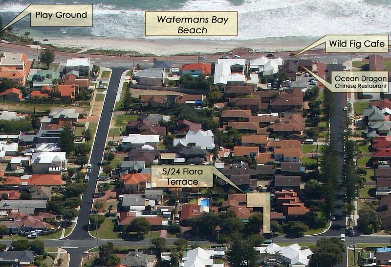 Bayside Living Picture 1