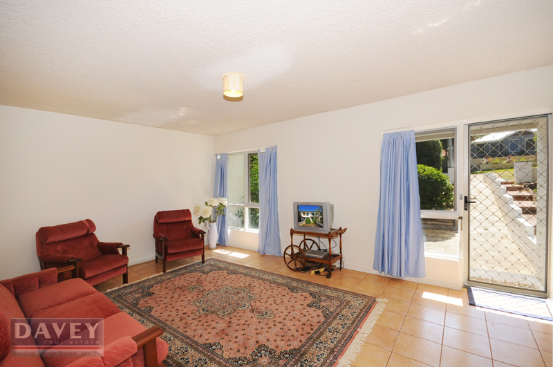 Terrific Townhouse Picture 3