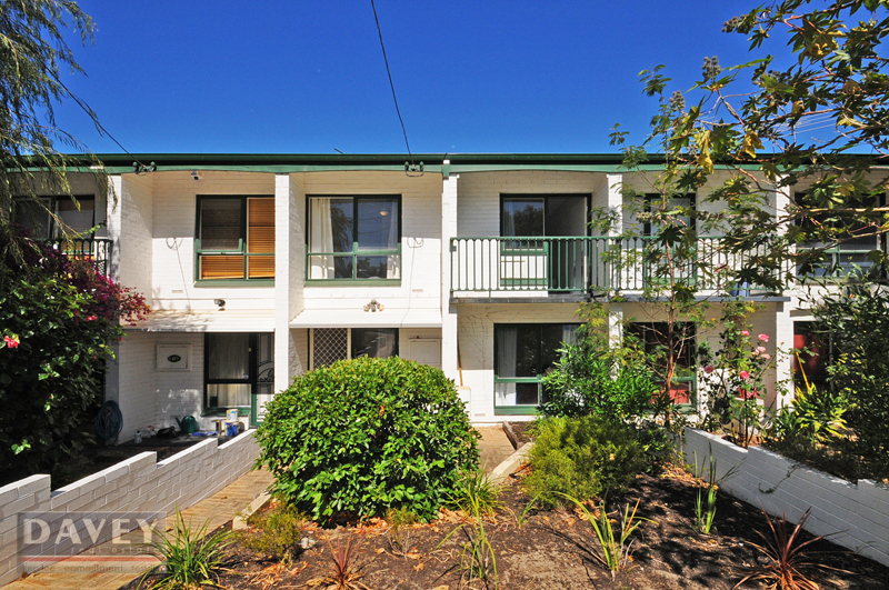 Terrific Townhouse Picture 1