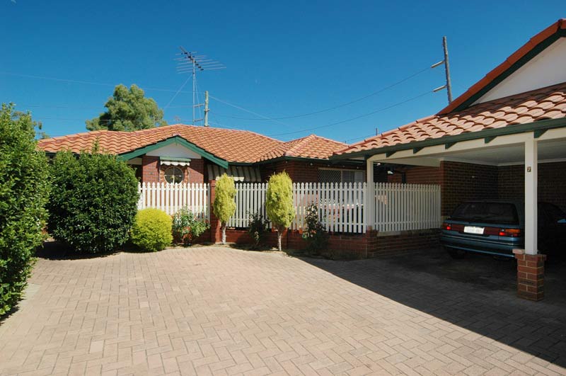 SORRY, OVER 55's ONLY! Picture 1