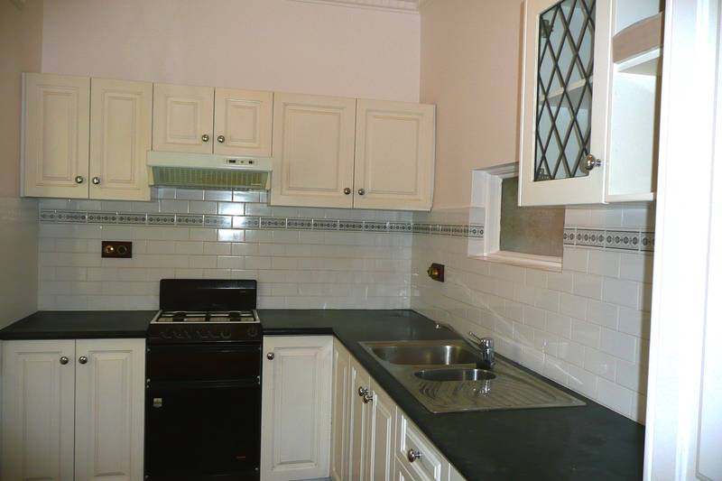 Freshly Painted, New Carpet...New Start! Picture 2